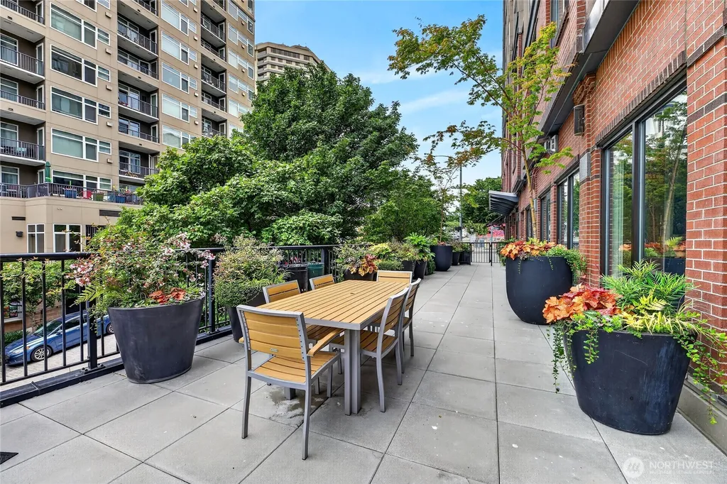 2721 1st Avenue Seattle WA 98121
