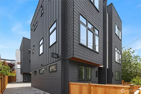 3636 Greenwood Avenue N Seattle WA 98103