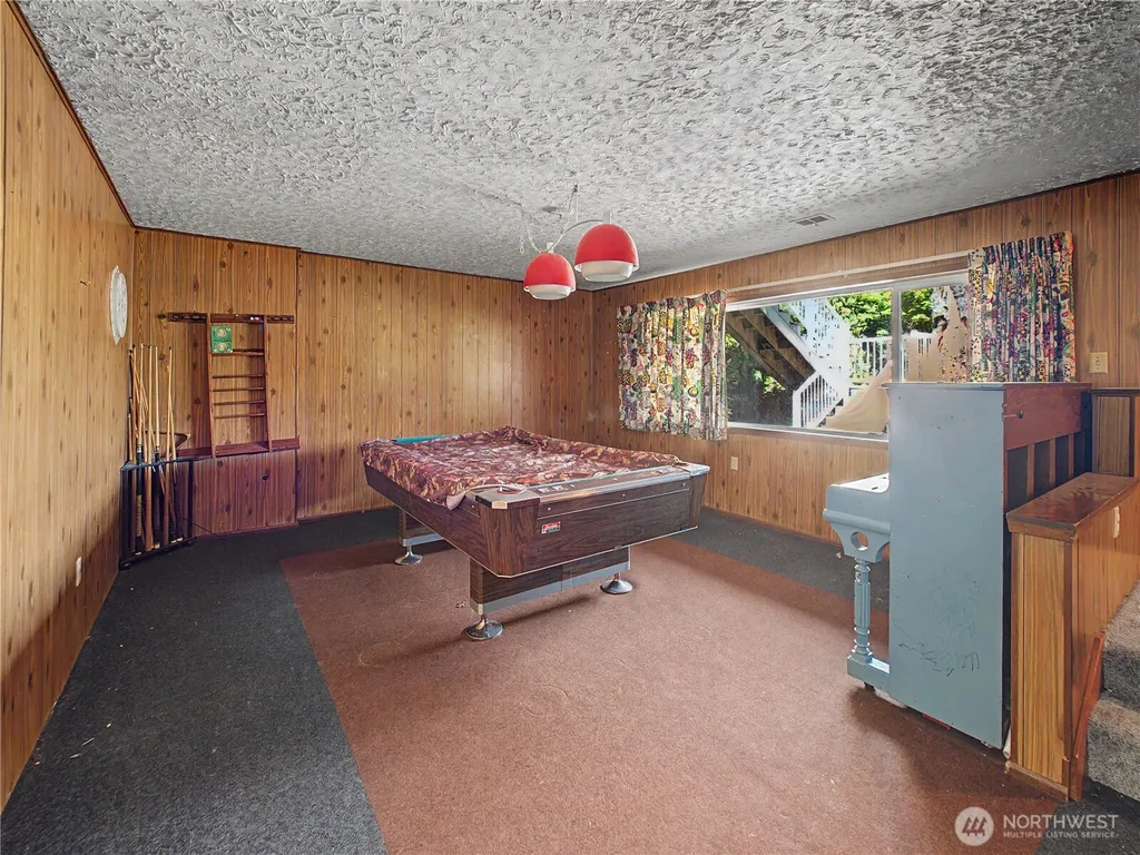 2321 185th Avenue E Lake Tapps WA 98391
