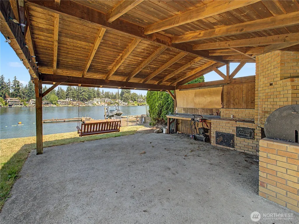 2321 185th Avenue E Lake Tapps WA 98391