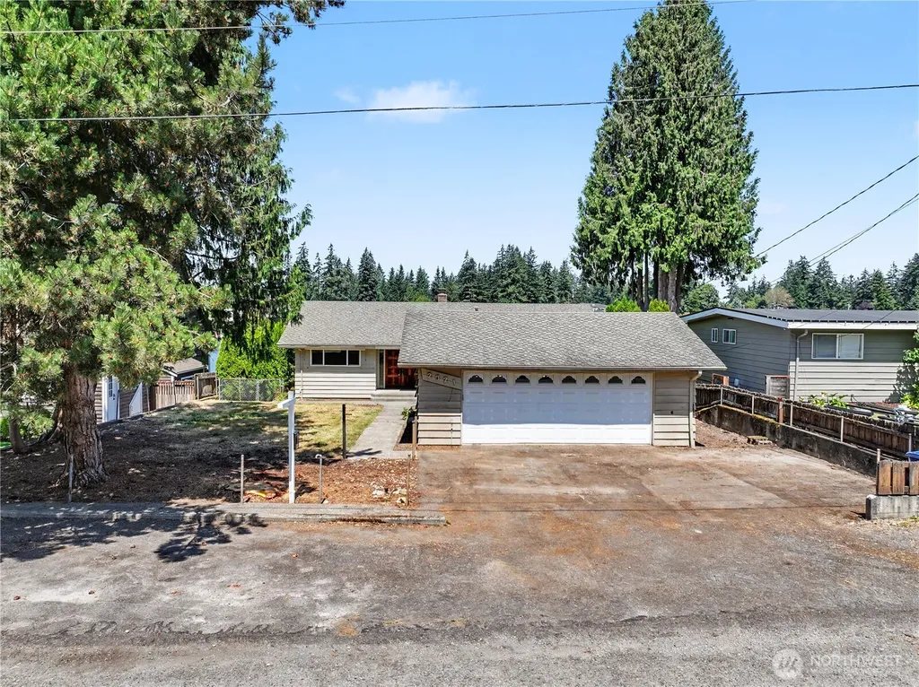 2321 185th Avenue E Lake Tapps WA 98391