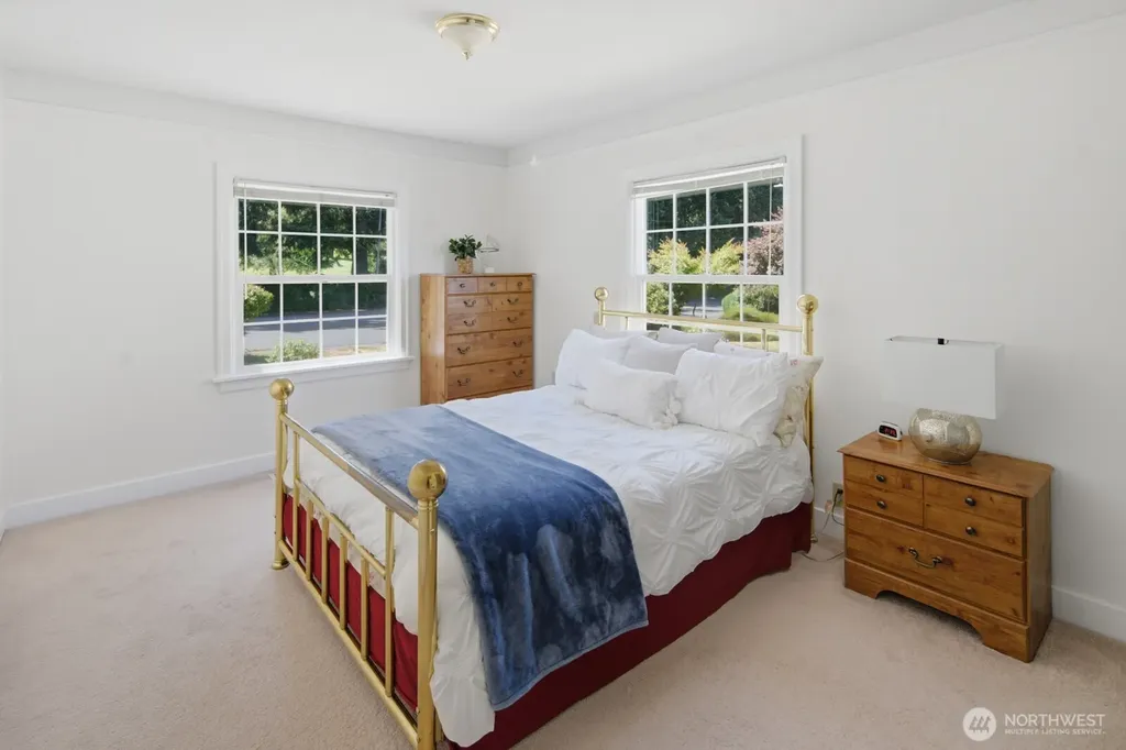 5627 Colby Avenue Everett WA 98203