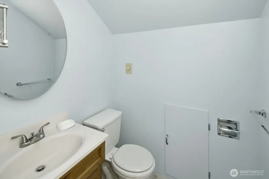 5627 Colby Avenue Everett WA 98203