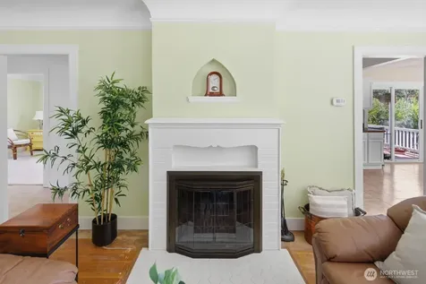 5627 Colby Avenue Everett WA 98203