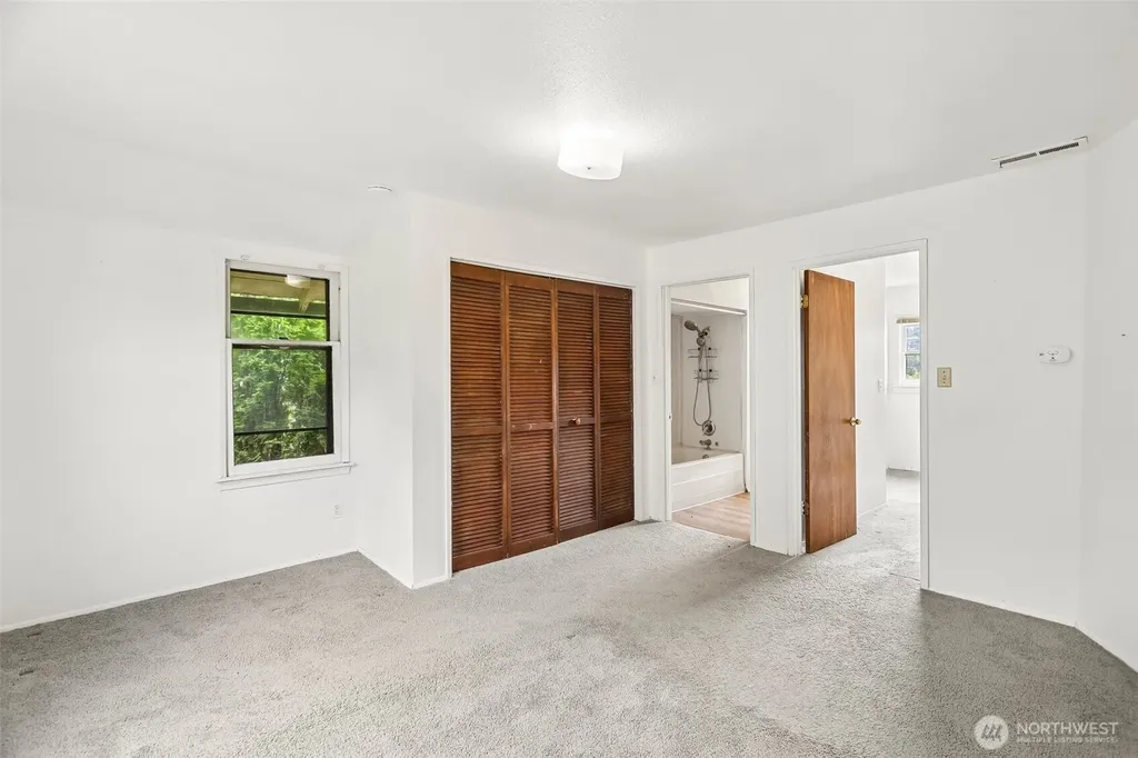 4849 48th Avenue SW Seattle WA 98116