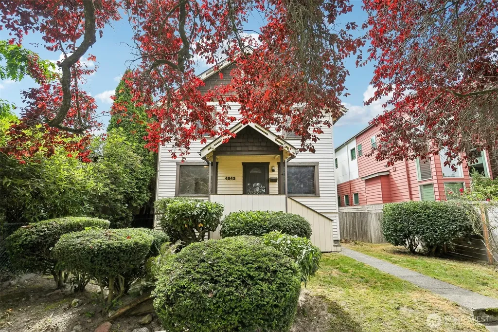 4849 48th Avenue SW Seattle WA 98116