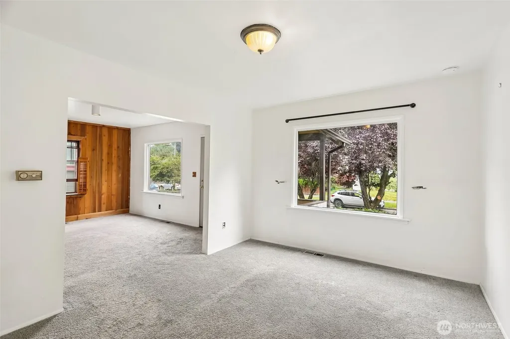 4849 48th Avenue SW Seattle WA 98116