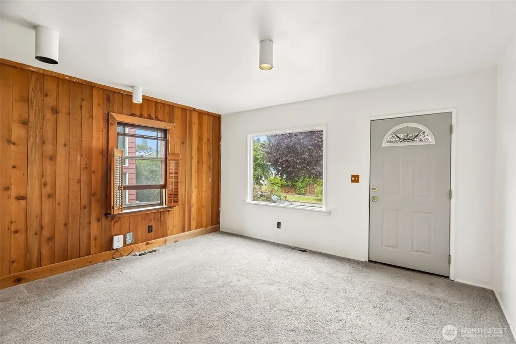 4849 48th Avenue SW Seattle WA 98116