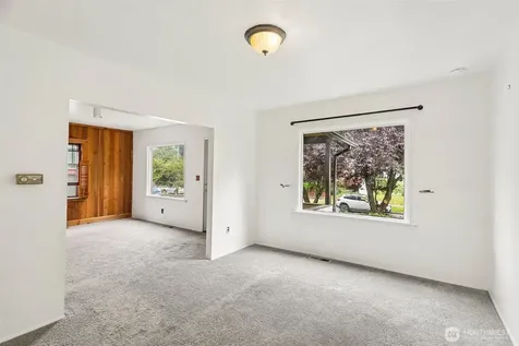 4849 48th Avenue SW Seattle WA 98116
