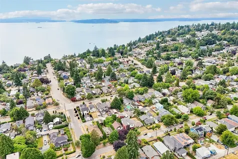 4849 48th Avenue SW Seattle WA 98116