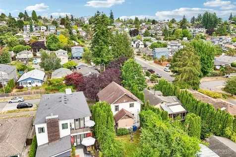 4849 48th Avenue SW Seattle WA 98116