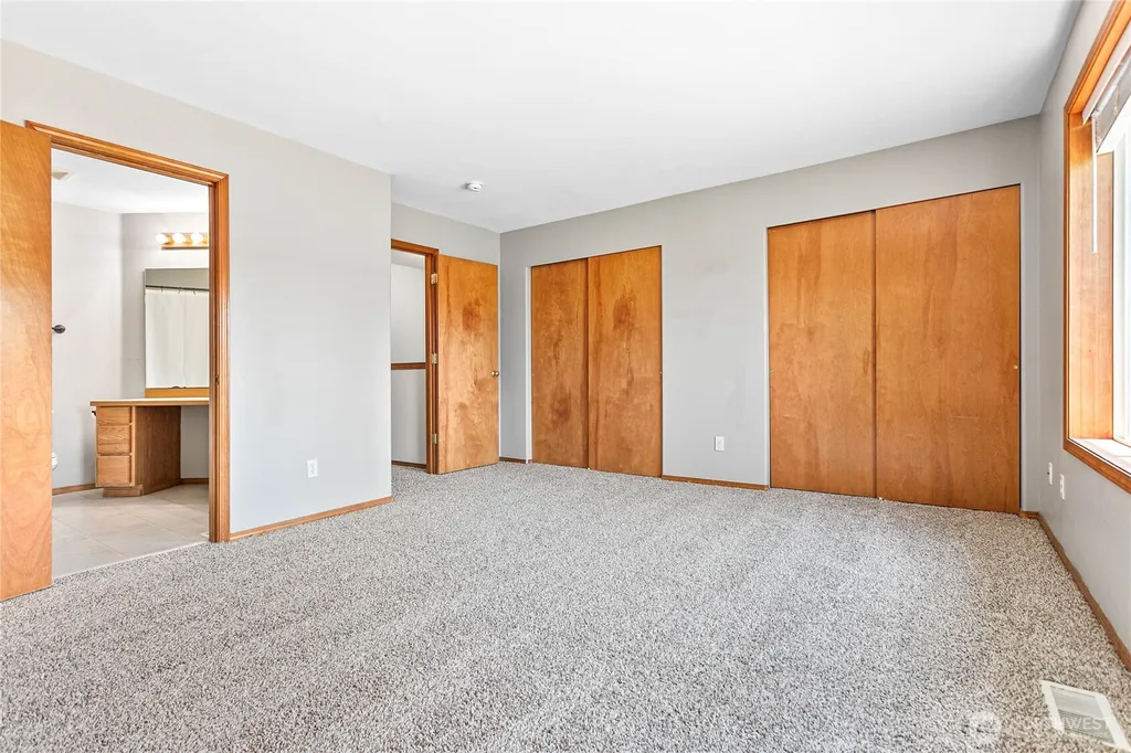 1619 Valhalla Street Bellingham WA 98226