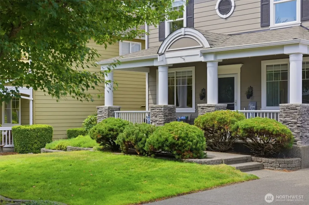 3331 Laurelwood Circle NE Tacoma WA 98422