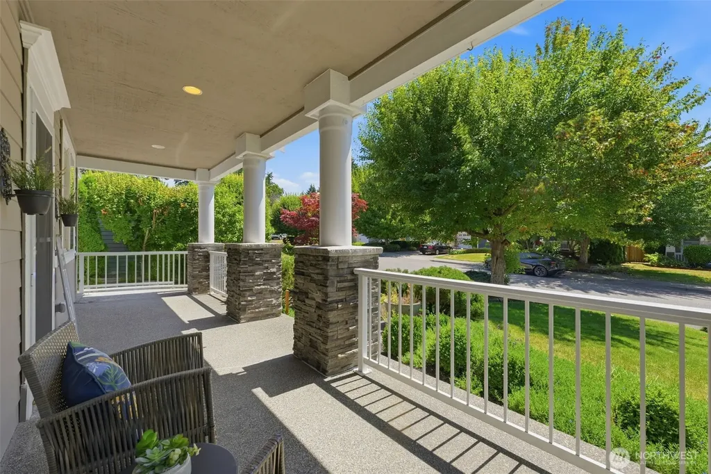 3331 Laurelwood Circle NE Tacoma WA 98422