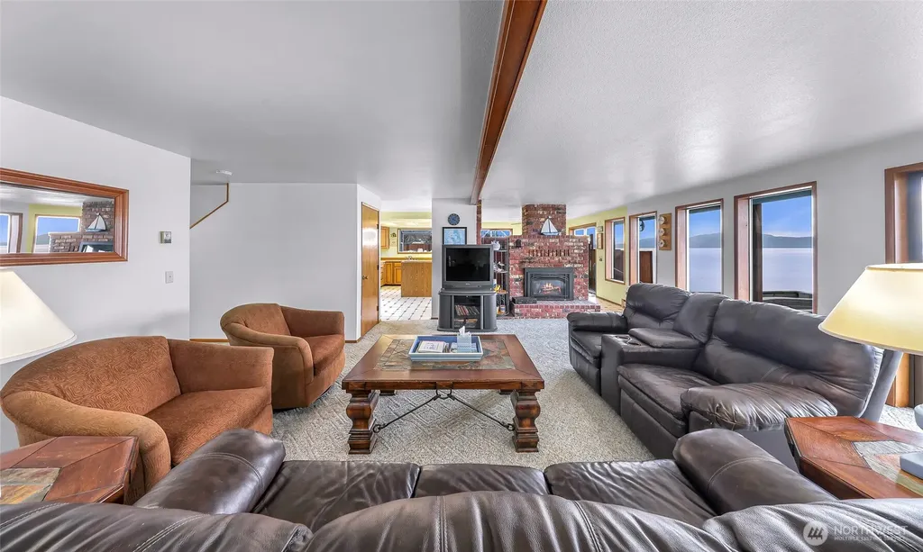 4877 Maple Lane Ferndale WA 98248
