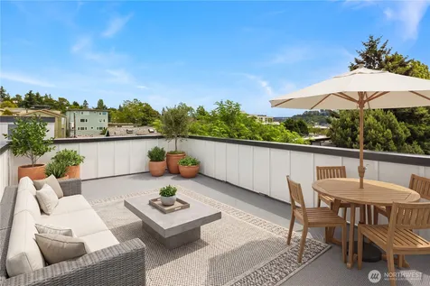 3638 Greenwood Avenue N Seattle WA 98103