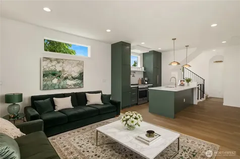 3638 Greenwood Avenue N Seattle WA 98103
