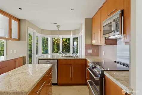 3016 N Narrows Drive Tacoma WA 98407