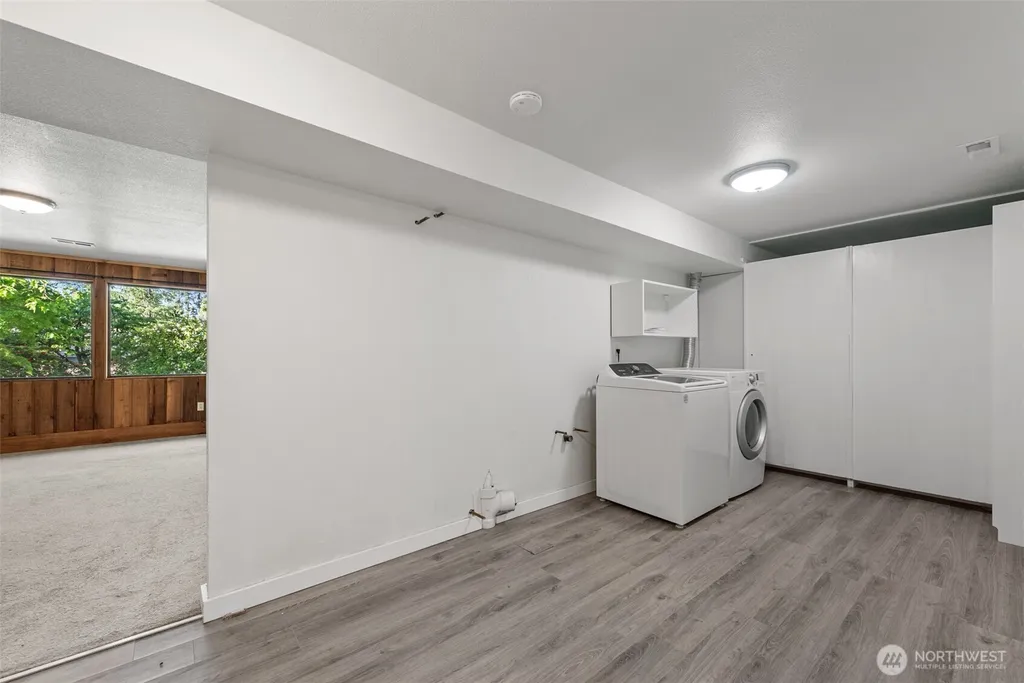 14910 SE 49th Street Bellevue WA 98006