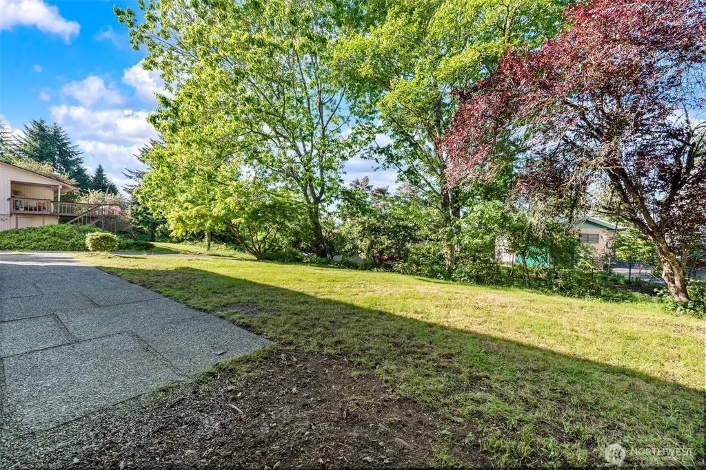 14910 SE 49th Street Bellevue WA 98006