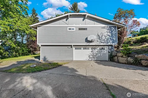 14910 SE 49th Street Bellevue WA 98006