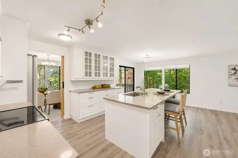 14910 SE 49th Street Bellevue WA 98006