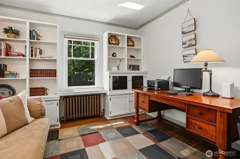 7047 27th Avenue NW Seattle WA 98117