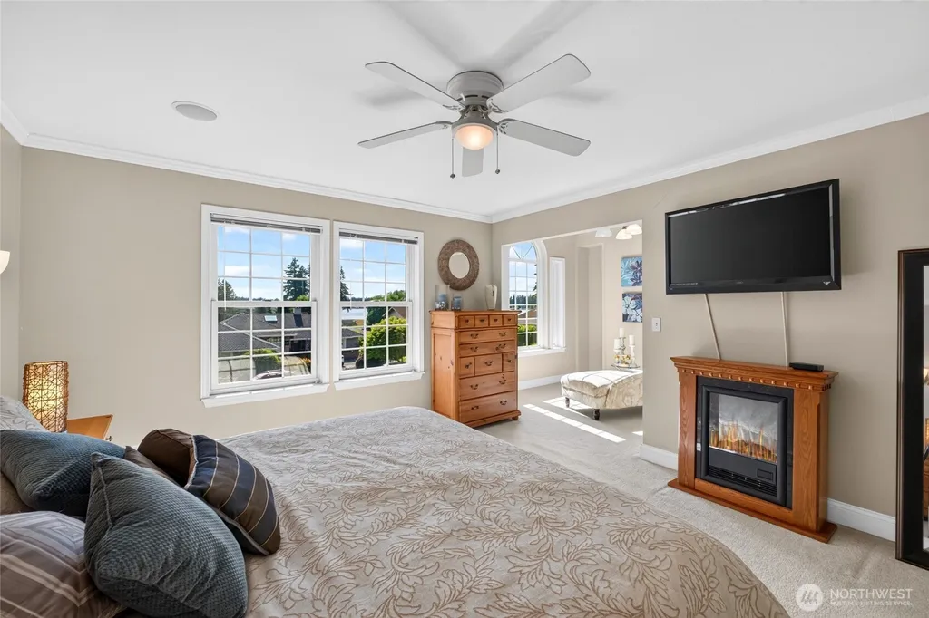 2815 199th Avenue Ct East Lake Tapps WA 98391