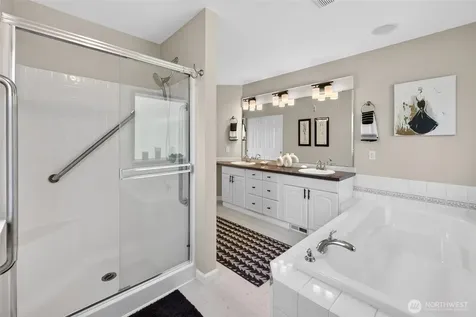 2815 199th Avenue Ct East Lake Tapps WA 98391