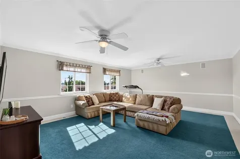 2815 199th Avenue Ct East Lake Tapps WA 98391
