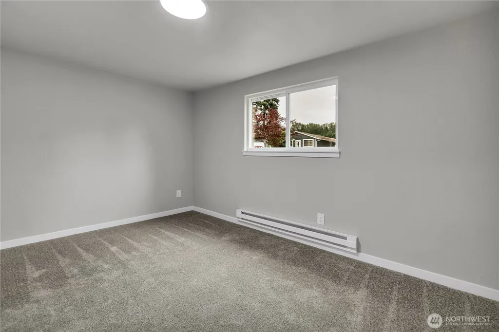 14314 127th Avenue E Puyallup WA 98374