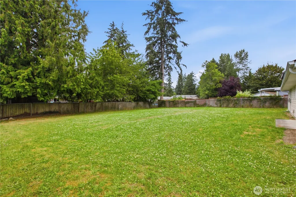 14314 127th Avenue E Puyallup WA 98374
