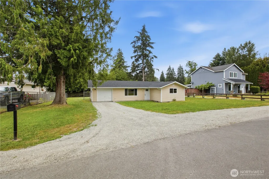 14314 127th Avenue E Puyallup WA 98374