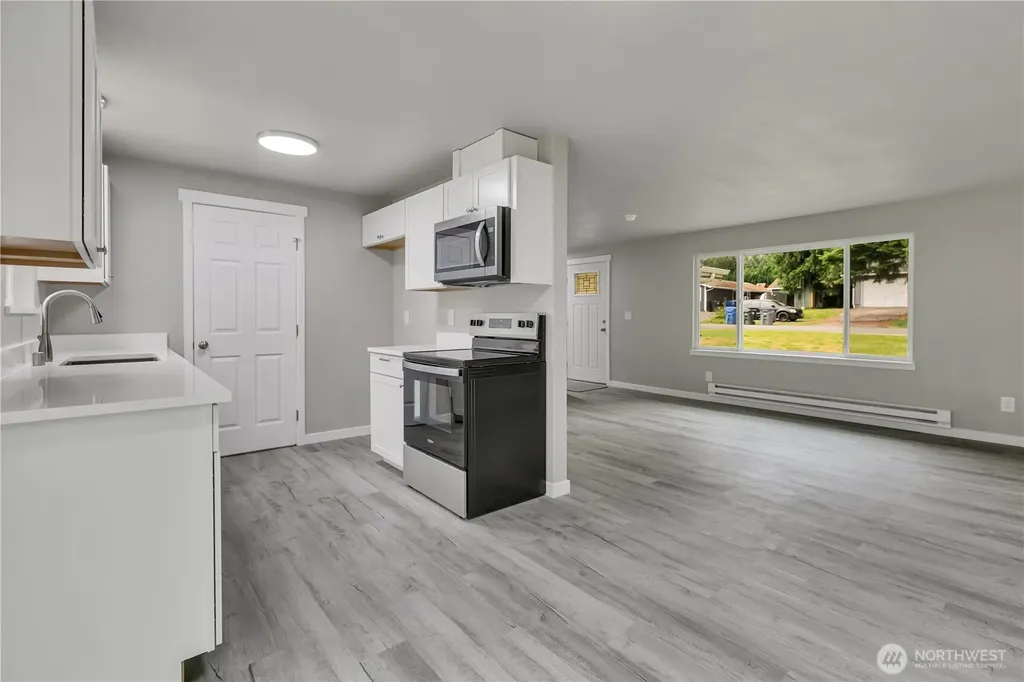 14314 127th Avenue E Puyallup WA 98374