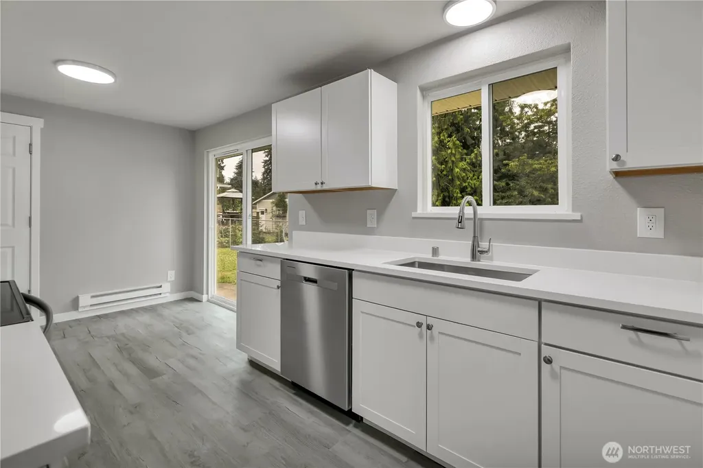 14314 127th Avenue E Puyallup WA 98374