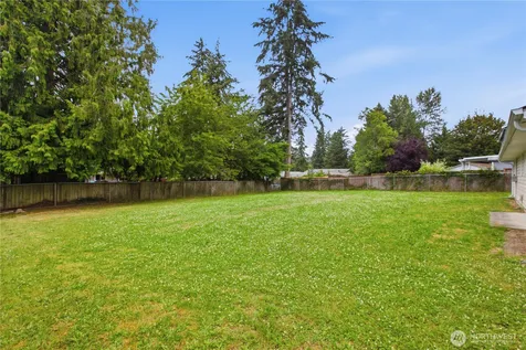 14314 127th Avenue E Puyallup WA 98374