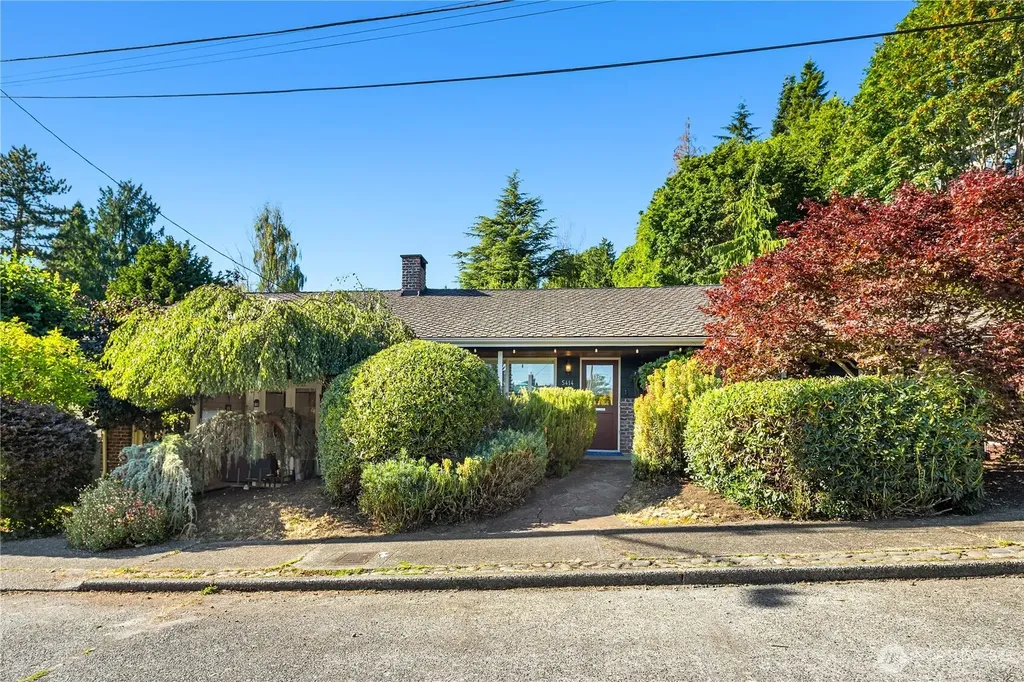 5414 SW Beach Drive Terrace Seattle WA 98116