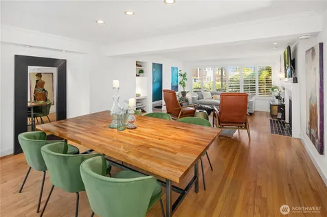 5414 SW Beach Drive Terrace Seattle WA 98116