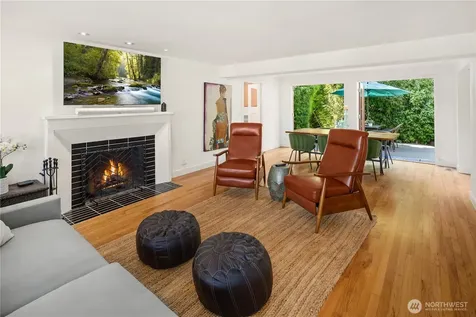 5414 SW Beach Drive Terrace Seattle WA 98116