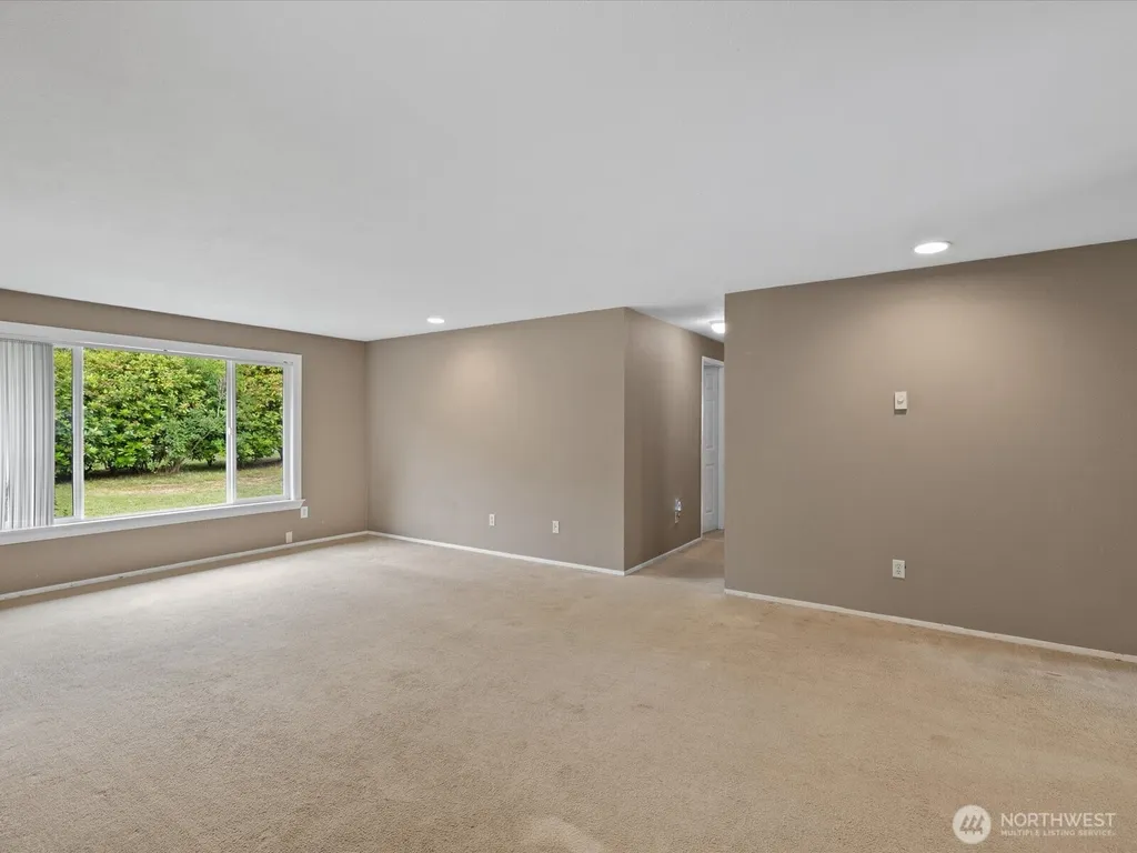 11905 2nd Drive SE Everett WA 98208