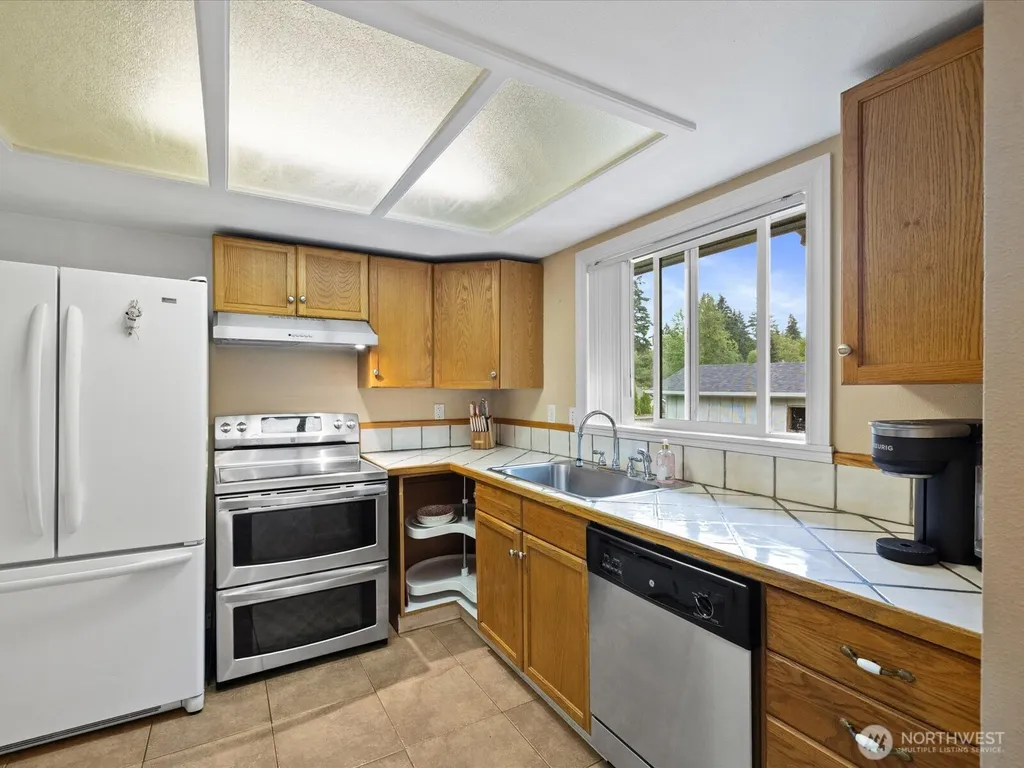 11905 2nd Drive SE Everett WA 98208