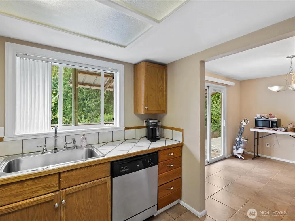 11905 2nd Drive SE Everett WA 98208