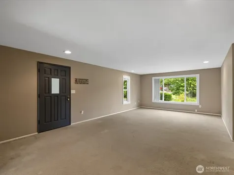11905 2nd Drive SE Everett WA 98208