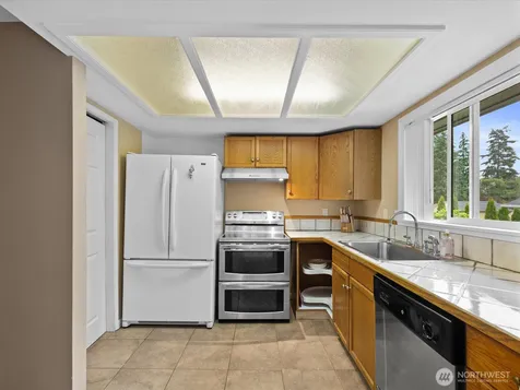 11905 2nd Drive SE Everett WA 98208