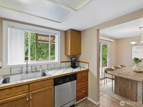 11905 2nd Drive SE Everett WA 98208