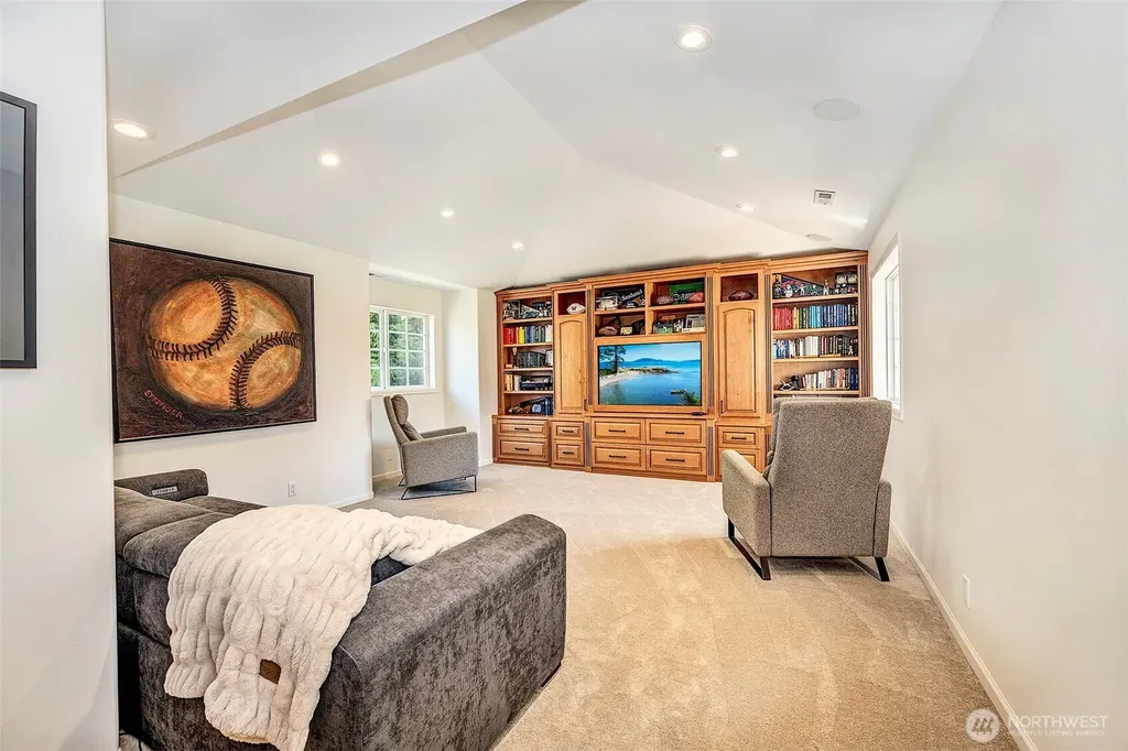14819 54th Place W Edmonds WA 98026