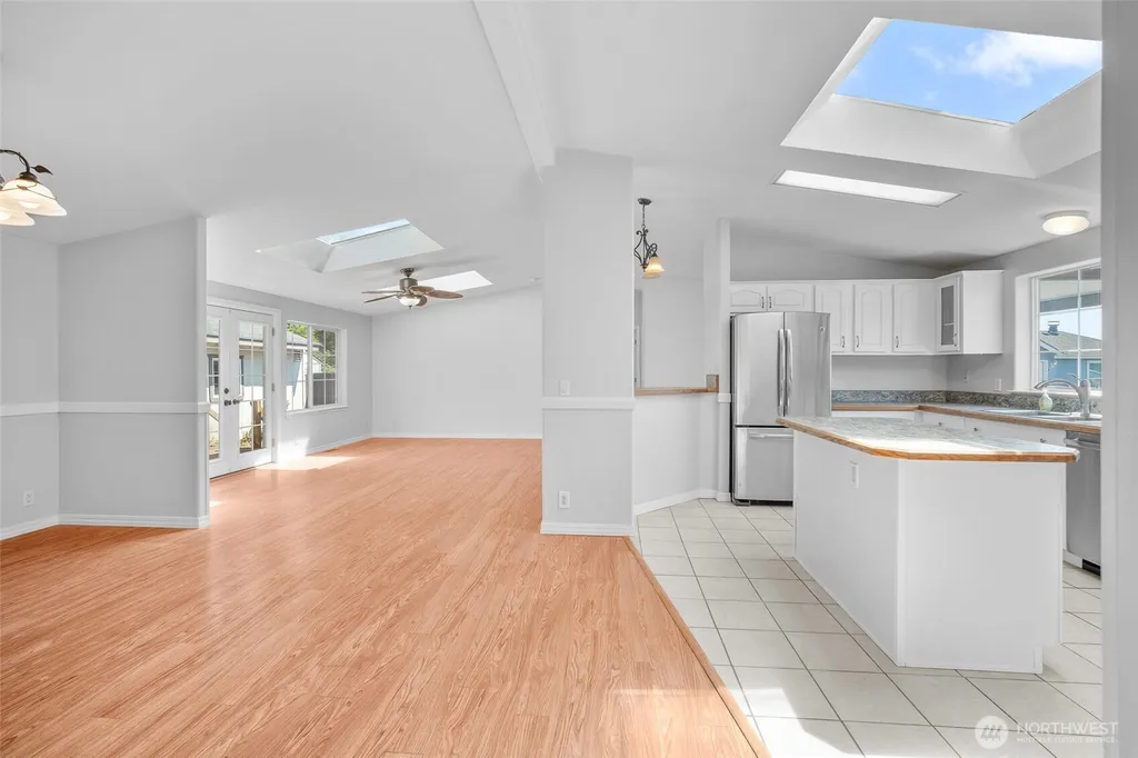8374 Sea Breeze Court Blaine WA 98230