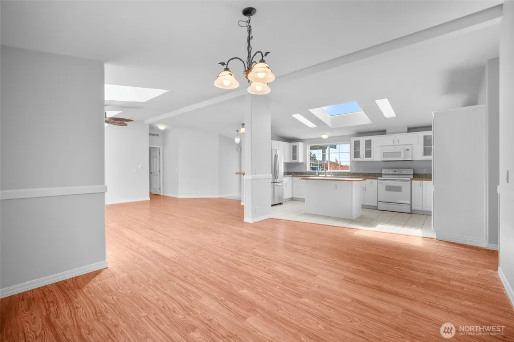8374 Sea Breeze Court Blaine WA 98230