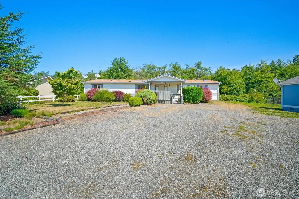 8374 Sea Breeze Court Blaine WA 98230