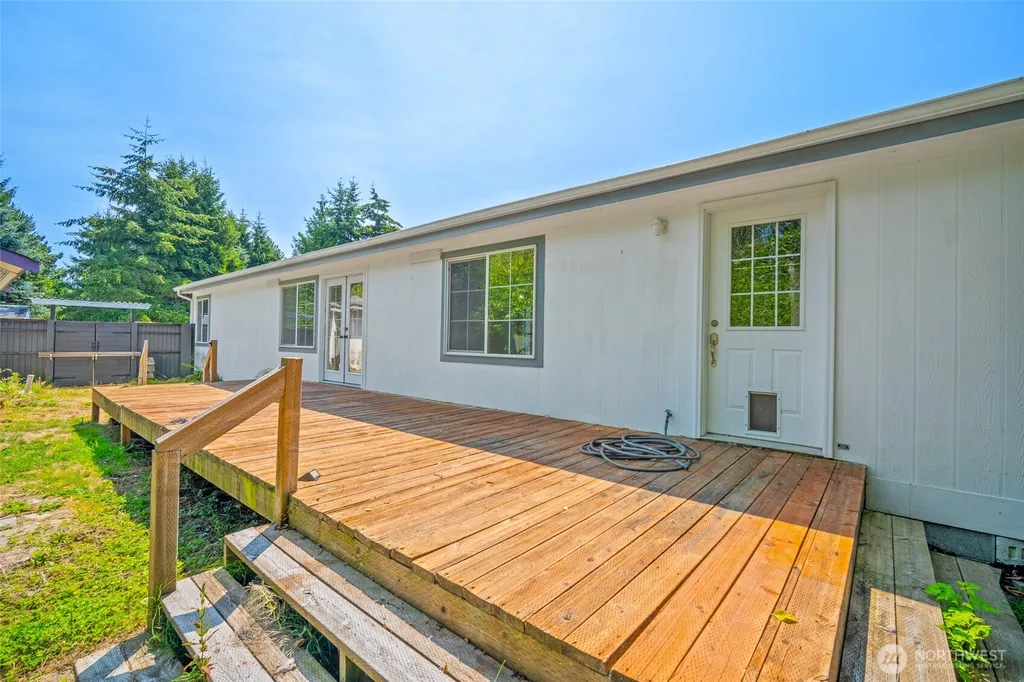 8374 Sea Breeze Court Blaine WA 98230